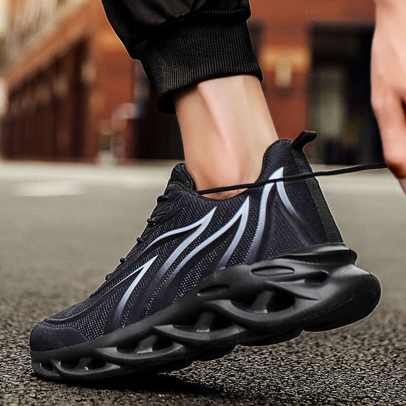 Men's Flame Printed Sneakers Flying W eave Sp orts Comfortable Running Outdoor Men Athletic Shoes