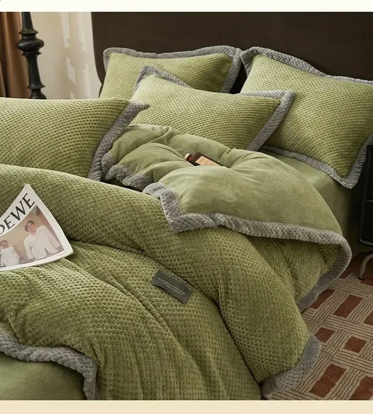 Bedding Set Winter Warm Thicken Milk Veet Duvet Bed Sheet and Pillowcases Quilt Cover Queen King Size 220x240cm 240904