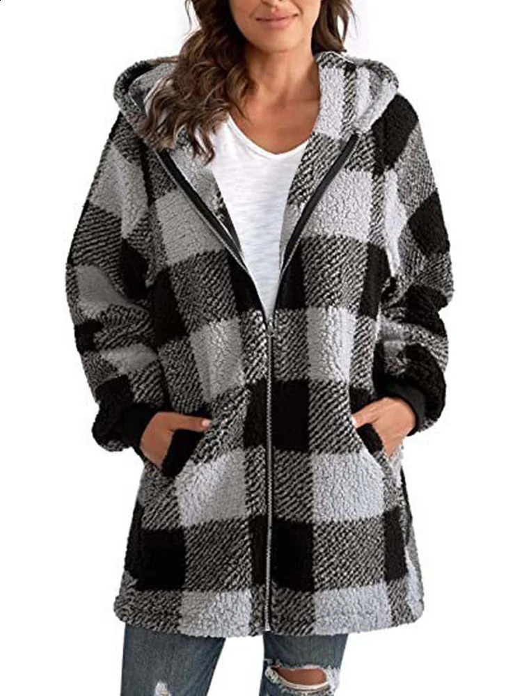 Autumn Winter Plaid Faux Fur Coat Women Teddy Coat Hooded Jackets Female Furry Teddy Bear Plush Jacket Women 240911