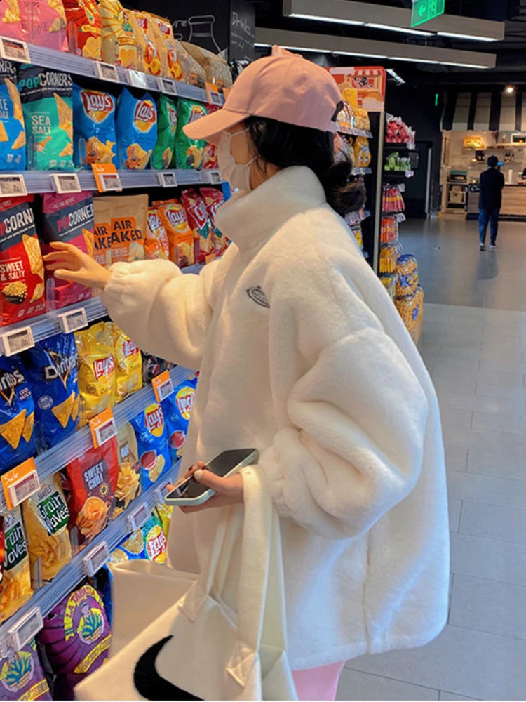 Womens Winter Coats Oversized Teddy Bear Sports Coat White Stand-up Collar Jacket Top Warm Thicken Fleece Faux Fur Coats Female 240911