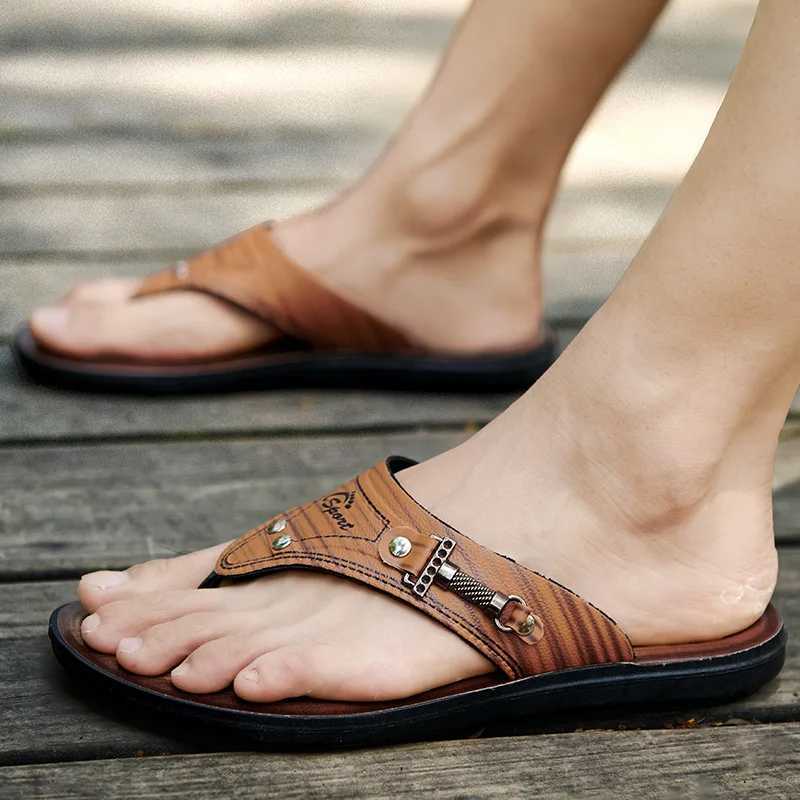 New Handmade Leather Slippers Summer Fashion Mens Flip-Flops Outdoor Beach Slippers Breathable Comfortable Designer M240914