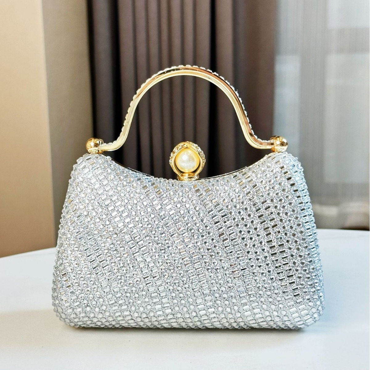 Celebrity Banquet Bag Cross Shoulder High Gui Style Shining Sequins Wave Shape Handbag Full Diamond Handle