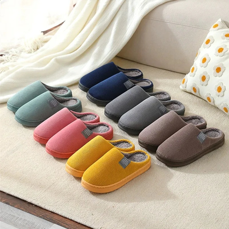 Casual Winter Fashion Cotton Plush Thick Bottom Sliding Block for Womens Indoor and Outdoor Wear Soft Thick Anti slip Warm Cotton Sliding Block 240914