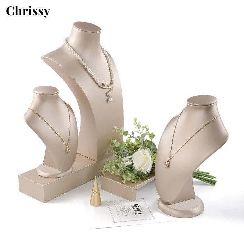 Novel Leather Jewelry Necklace Display Stand Bust Mannequin Pendant Chain Neck Model Presenting Rack Holder Shop Retail Showcase 240910