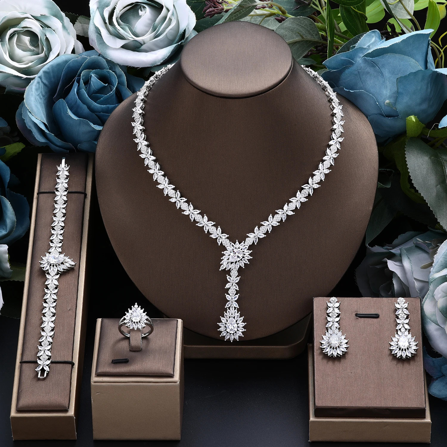 Fashion 4-piece Water Drop Necklace Womens Wedding Jewelry Set Zircon Crystal Dubai Bridal Jewelry Accessories Gift 240906