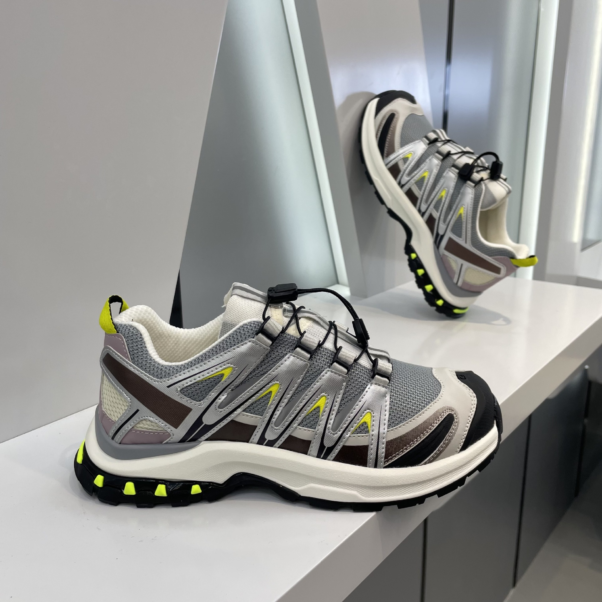 Ddmybear Trendy Brand Outdoor Hiking Mountaineering For Men, Thick Soled Breathable Sports Leisure Shoes, Autumn Trendy Low Top Shoes Chinese Brand Sh