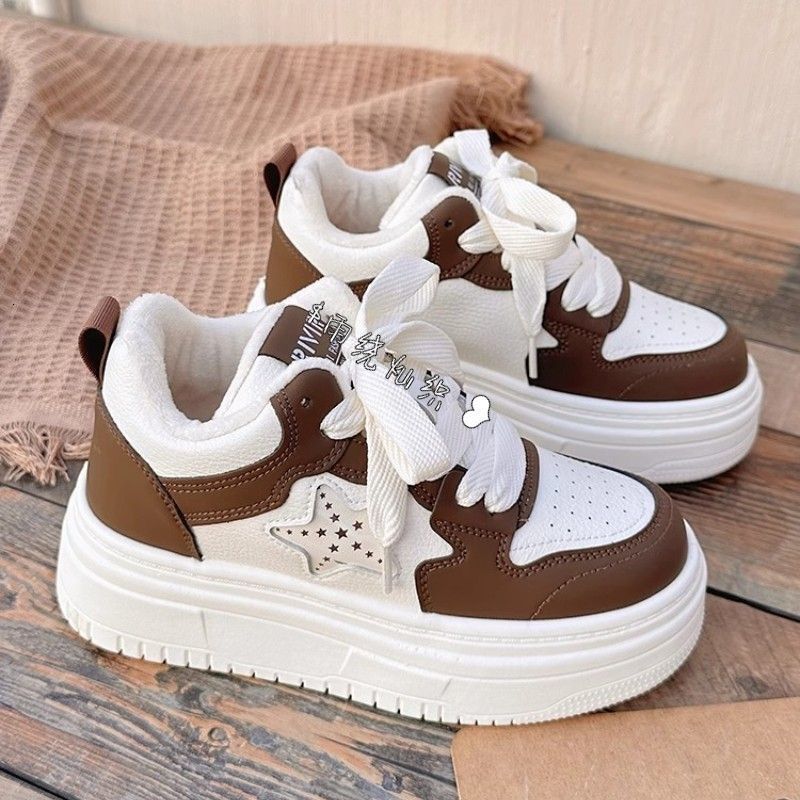 Women Breathable Retro Star White Thick Heel Heart Sneakers Casual Running Platform Y2K Lovely Bread Shoes