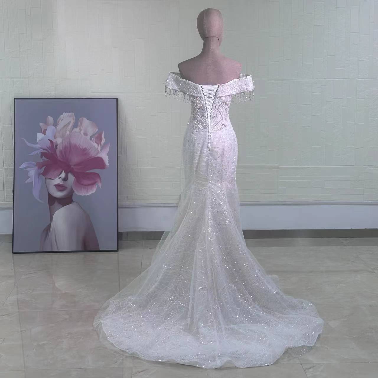 Luxury Off-Shoulder Mermaid Bridal Dress Featuring Diamond Chain Accent for Weddings and Events