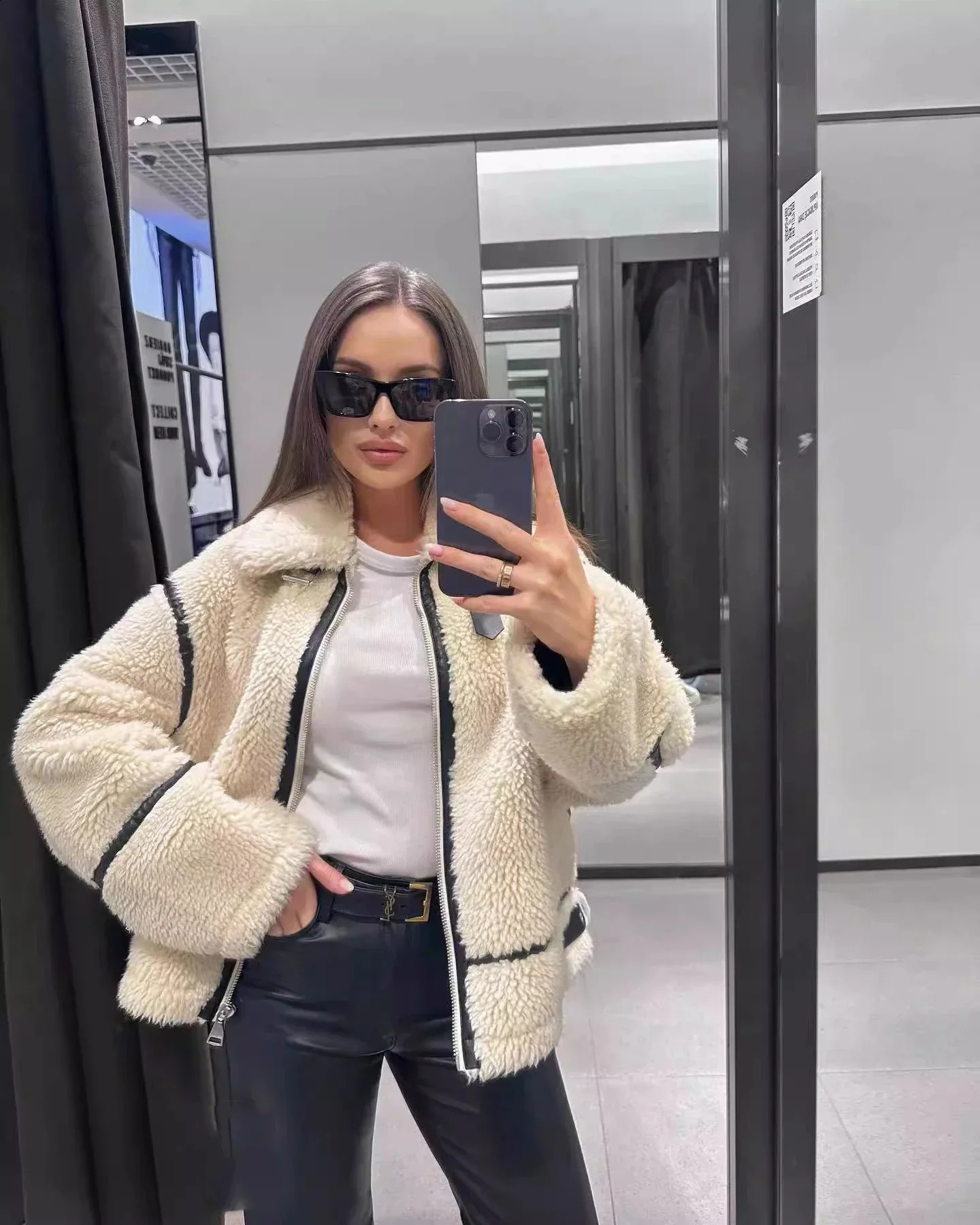 Womens 2024 Warm Fashionable Loose Matching Full Color Matching Cashmere Coat with Deer Velvet Lining Jacket 240914