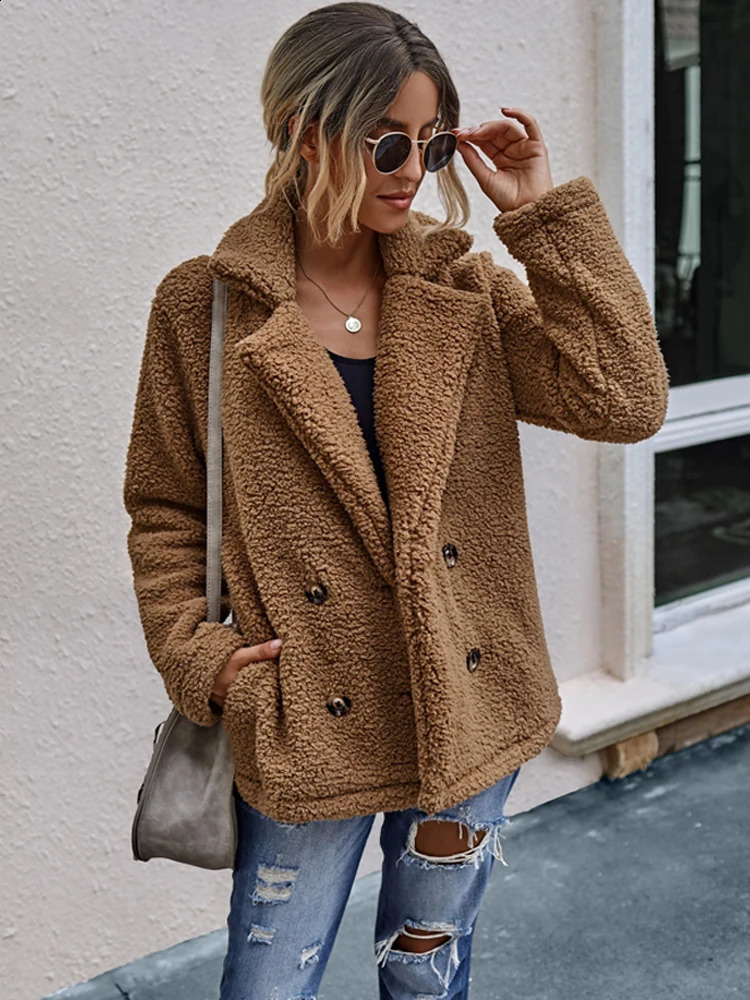Autumn Teddy Coat Women Faux Fur Coat Female Thick Warm Plush Teddy Jacket Long Sleeve Winter Coat Women 240911