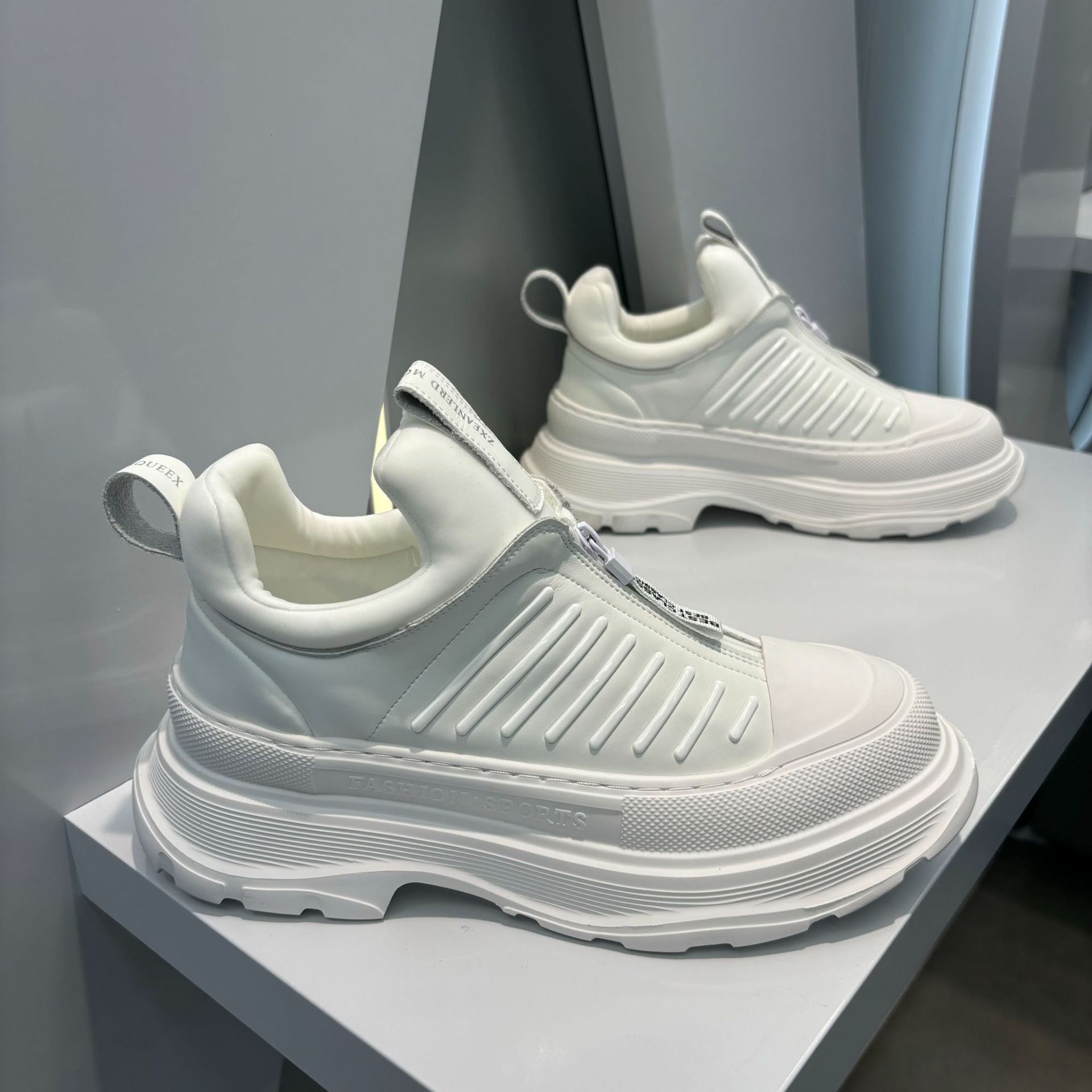 Ddmybear Autumn Lightweight And Comfortable Casual Thick Sole Height Increasing Version Versatile Breathable Fashion Shoes For Men Chinese Brand Shoes