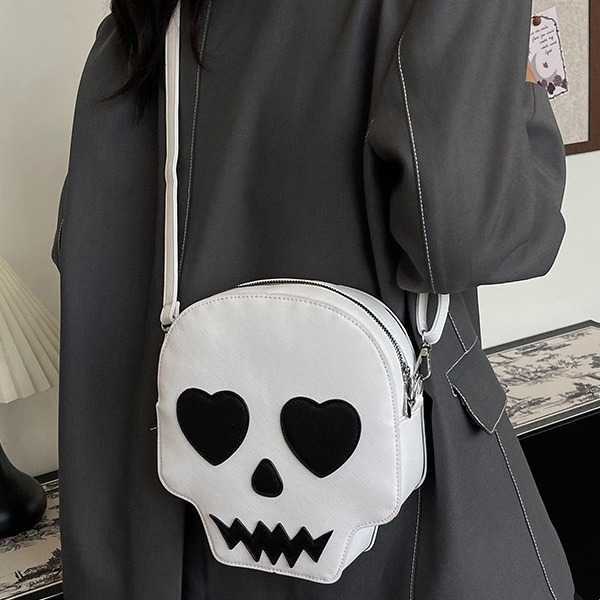 CMM Personalized Fashion Bag for Women Trendy Cool Skull Small Round Bag Versatile Halloween Single Shoulder Crossbody Bag