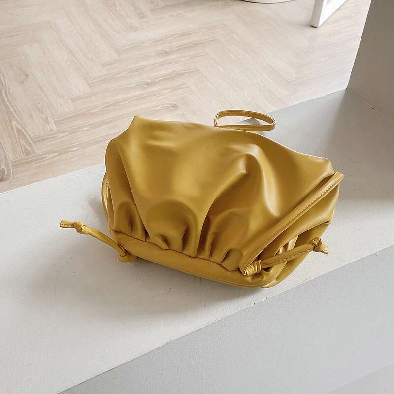 Soft Interior Compartment Crossbody Tape Pleated 2024 High Quality Bags For Women Fashion Solid Nylon Women's Handbags 497