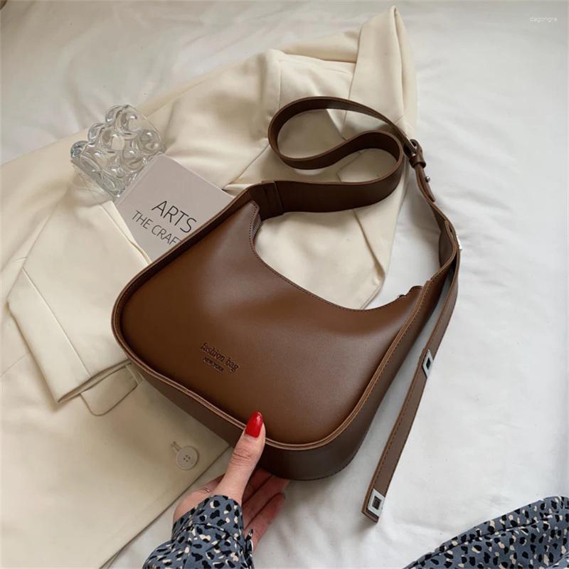 Shoulder Bags Small Designer Women's Black Bag Simple Retro Crossbody Pu Leather Female Handbags Pure Color Bucket Sac a7e5