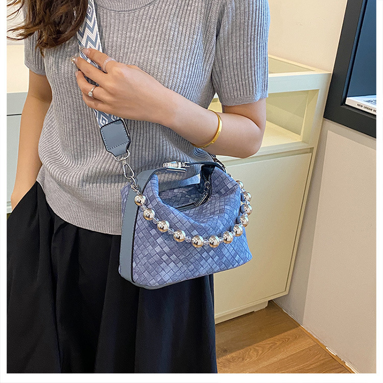 Chinese Pattern Beaded Handheld Bucket for Women's 2024 New Summer Chain Single Shoulder Crossbody Small Bag
