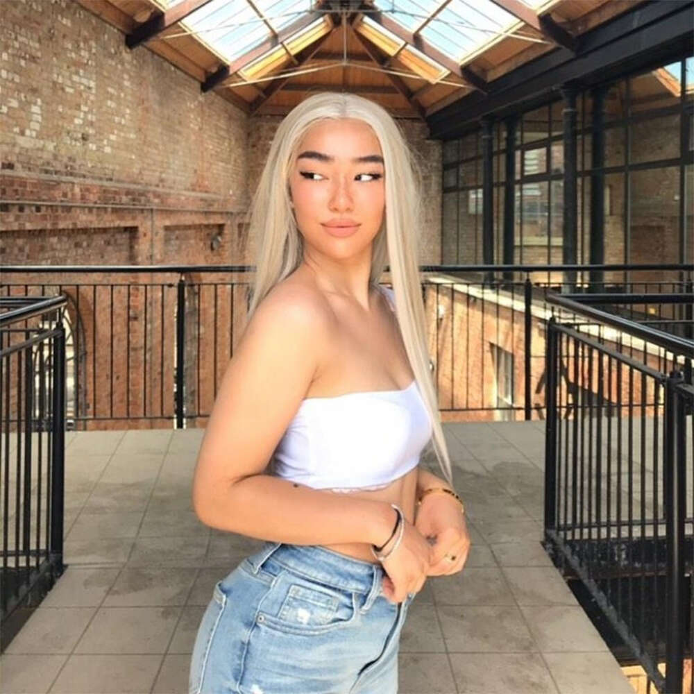 Human Hair Blended Synthetic Straight Creamy Blonde Highlights Front Wig 26" 150% Density Transparent Lace Daily/Party