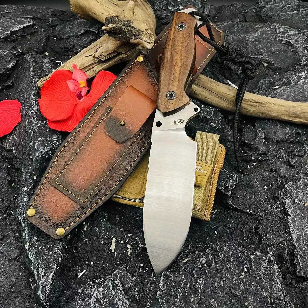 Multi-purpose outdoor thickened straight knife portable fixed blade knife with knife sleeve one keel camping collection gifts Y240914