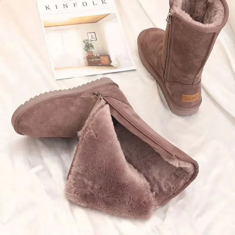 Women Suede Leather Warm Snow Boots Winter Causal Plush Fluffy Anti-cold Zipper Boots Plus Size 42 Women Platform Shoes 240904