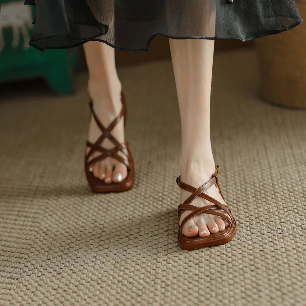 Open French Cross Toe Roman Sandals Women's 2023 Summer Fine Strap Woven Low Heel Brown Beach