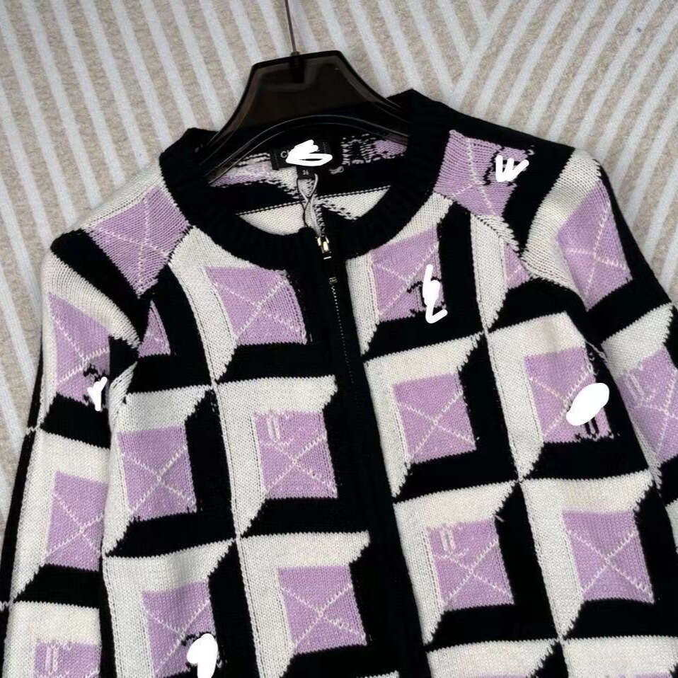 2024 early autumn new knitted round neck pullover with raglan sleeve colorful checkered jacquard design, fashionable 8