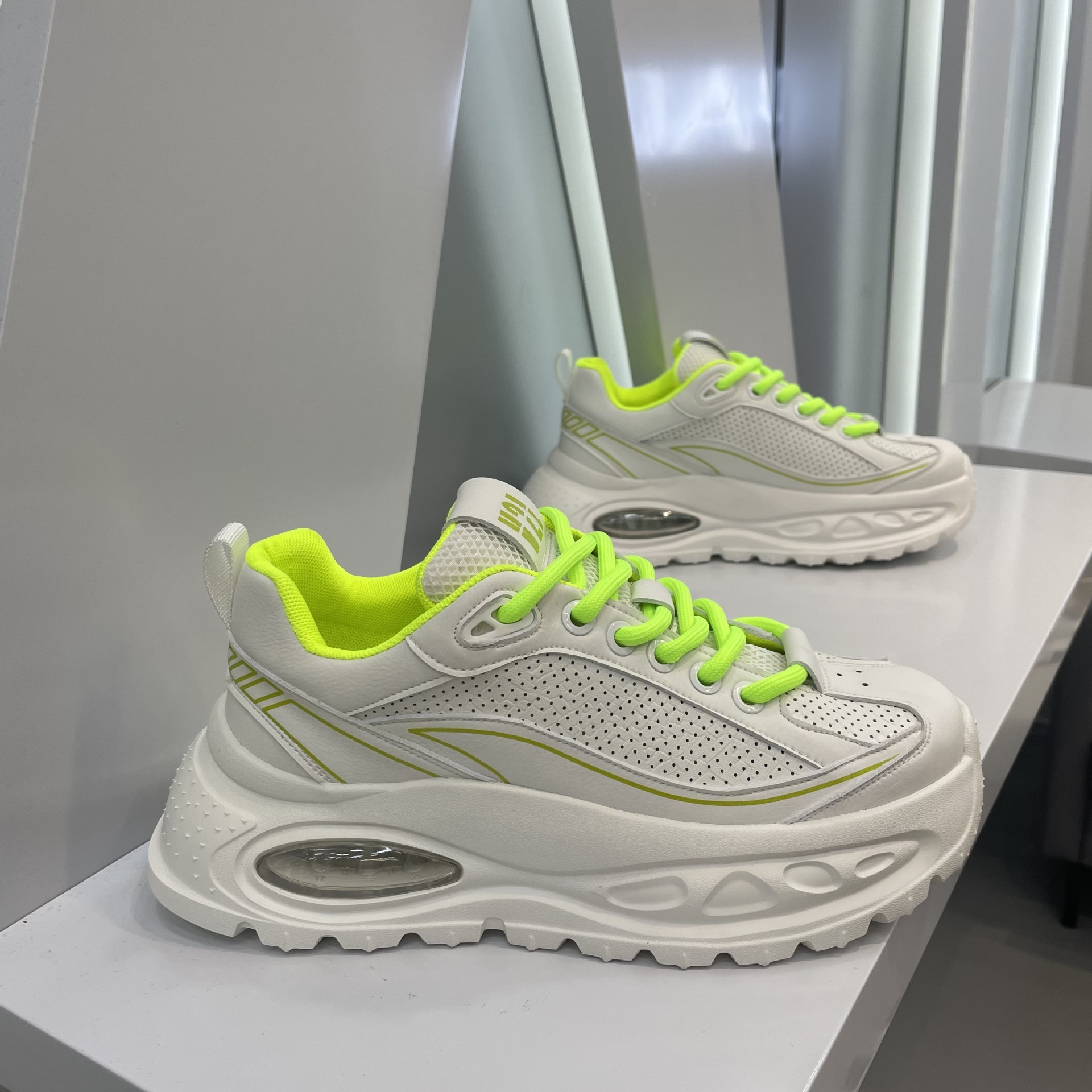 Ddmybear Autumn Thick Soled Air Cushioned Version Versatile Comfortable Height Increasing Wear-Resistant Sports Trendy Men's Shoes Chinese Brand 