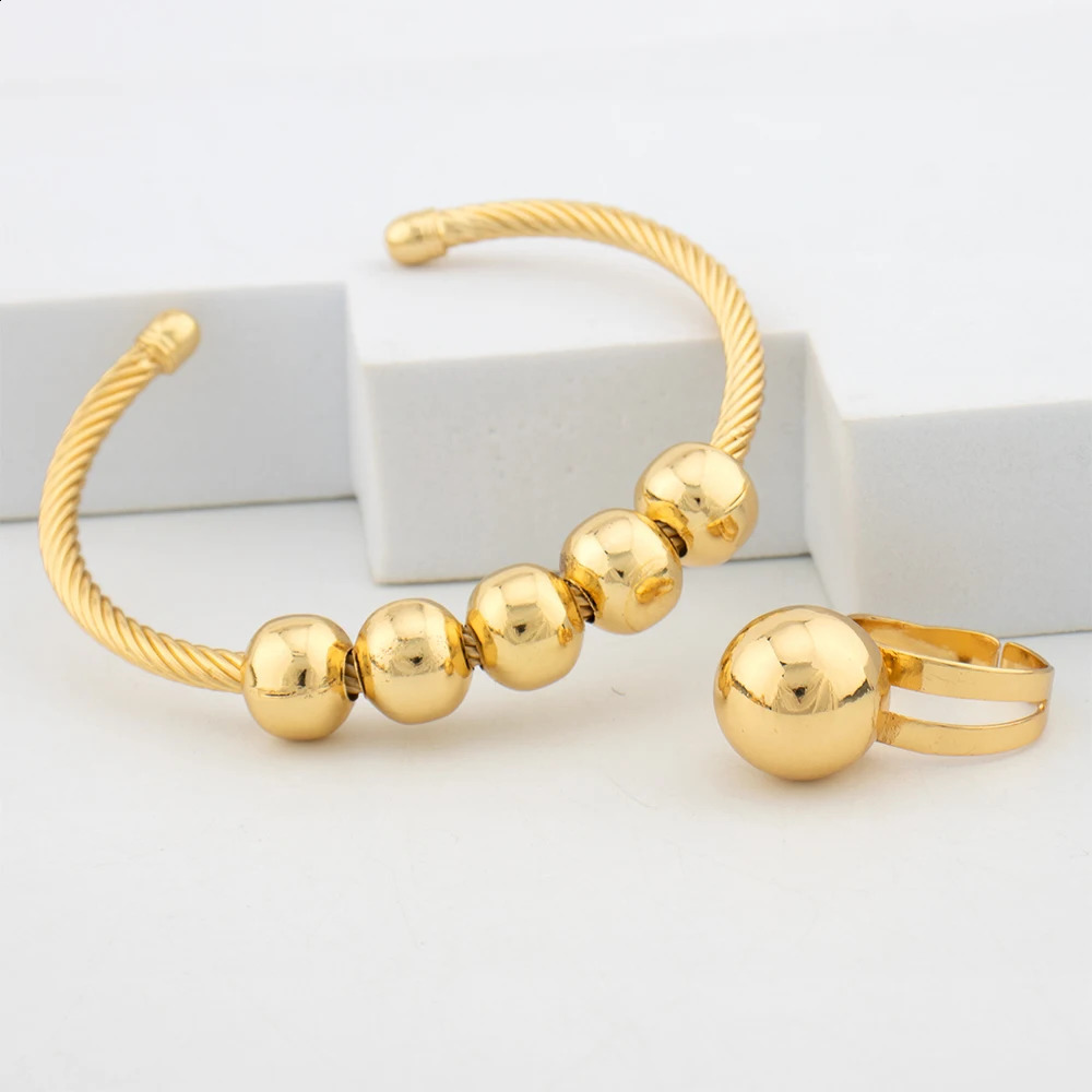 Jewelry Fashion Drop Earrings Classic Bracelets Dubai Necklace Beads Jewelry Set Womens Party Daily Wear Wedding Gifts 240906