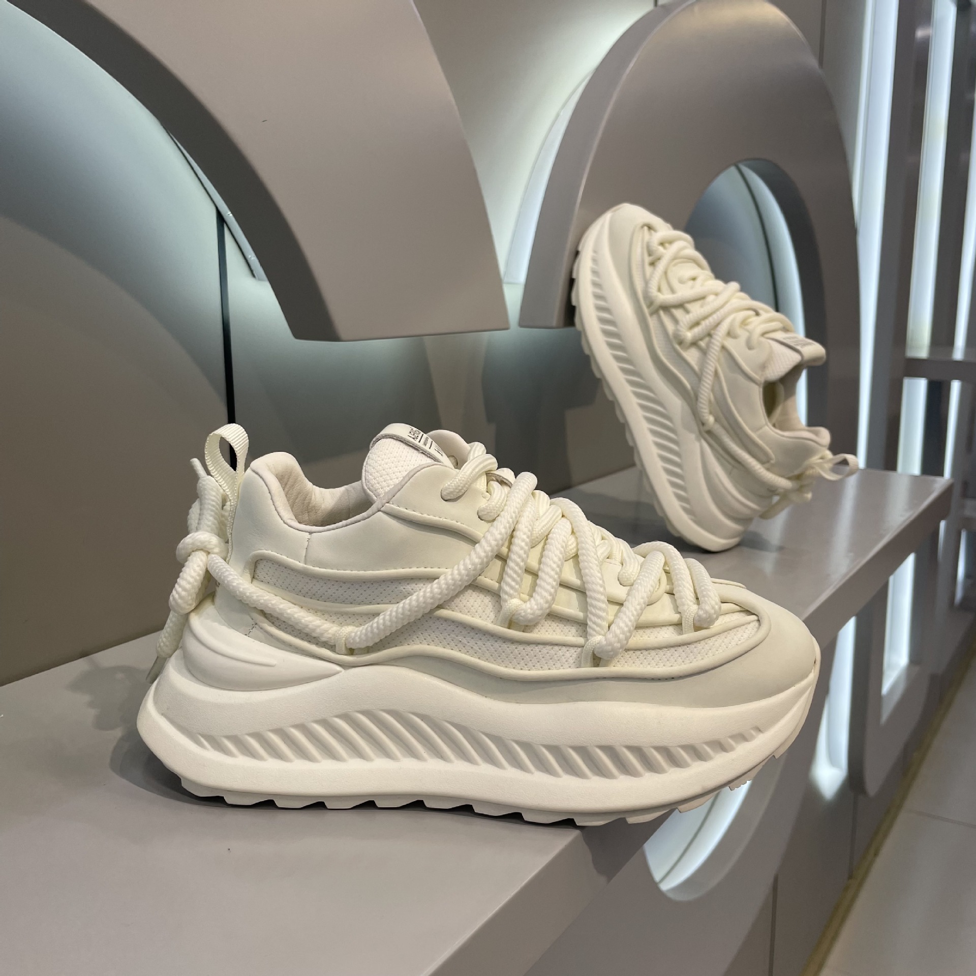 Ddmybear Comfortable Casual Lightweight Running And Sports Shoes, Trendy Men's Thick Soles, Increased Height, White Dad Shoes Chinese Brand Shoes