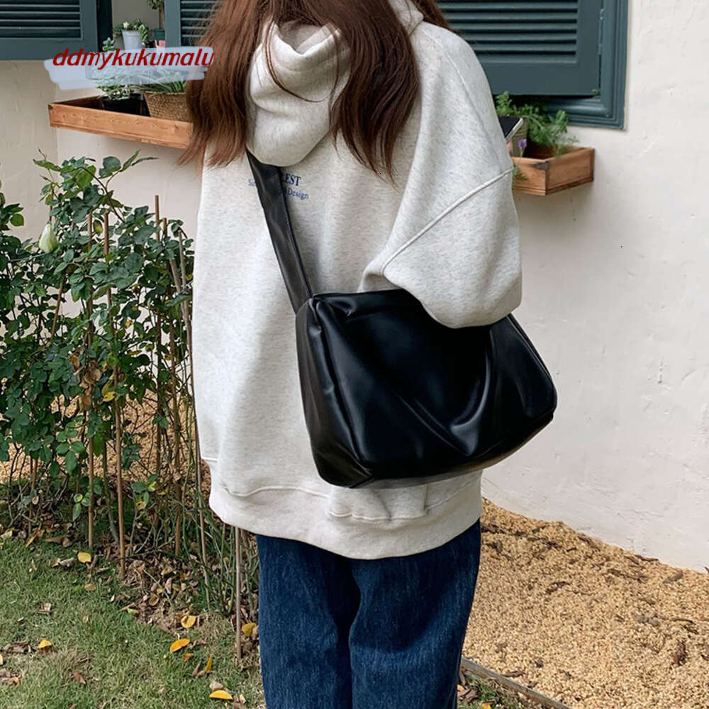 2024 Spring New Large Capacity Three Color Tote Soft Leather Crossbody Commuter Exquisite Women's Bag H7.19#24 ddmykukumalu