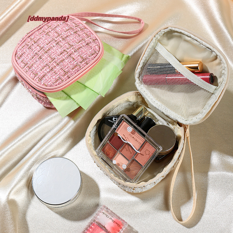 Advanced Xiaoxiangfeng Red Envelope Woolen Light Cosmetics Sample Storage Portable Outward Travel Monthly Event Bag #6 ddmypanda