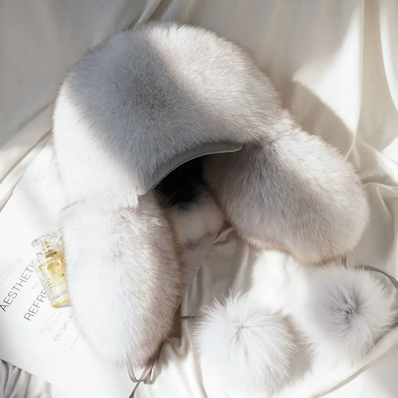 Real Fur 100% Fox Skin Russian Businessmen Pilot Bombers Full Mao Mens hat Ushanka Winter Ear Guard Hat Raccoon Fur Beanie hat 240910