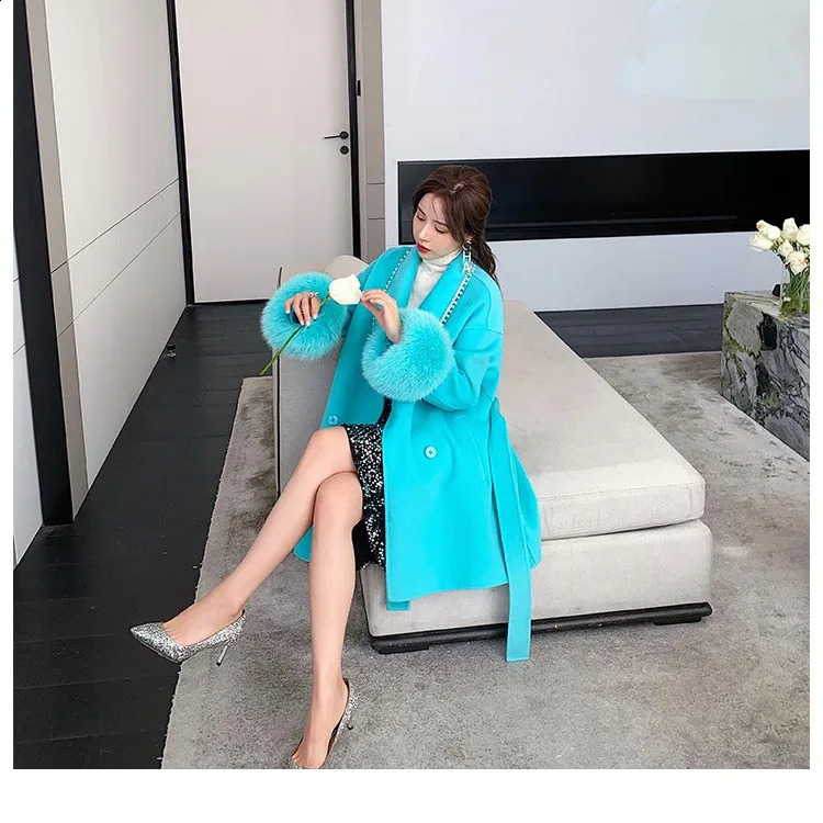Office Lady Mid-Length Beaded Coat Autumn Winter Fashion Faux Fox Fur Stitching Long-Sleeved Woolen Coats and Jackets Women 240911