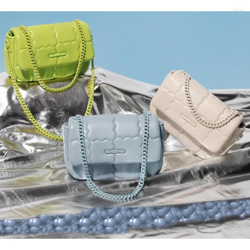 Totes 2024 Niche Chain Bag Women's Summer Fashion Shoulder Crossbody Small Fragrance Ins 4