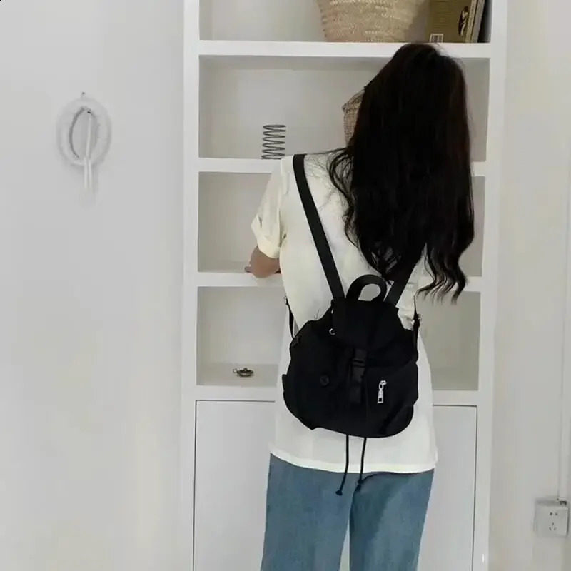 Fashion backpack womens Korean drawstring closure Knapsack multi pocket handbag Versatile Student School shoulder bag 240912