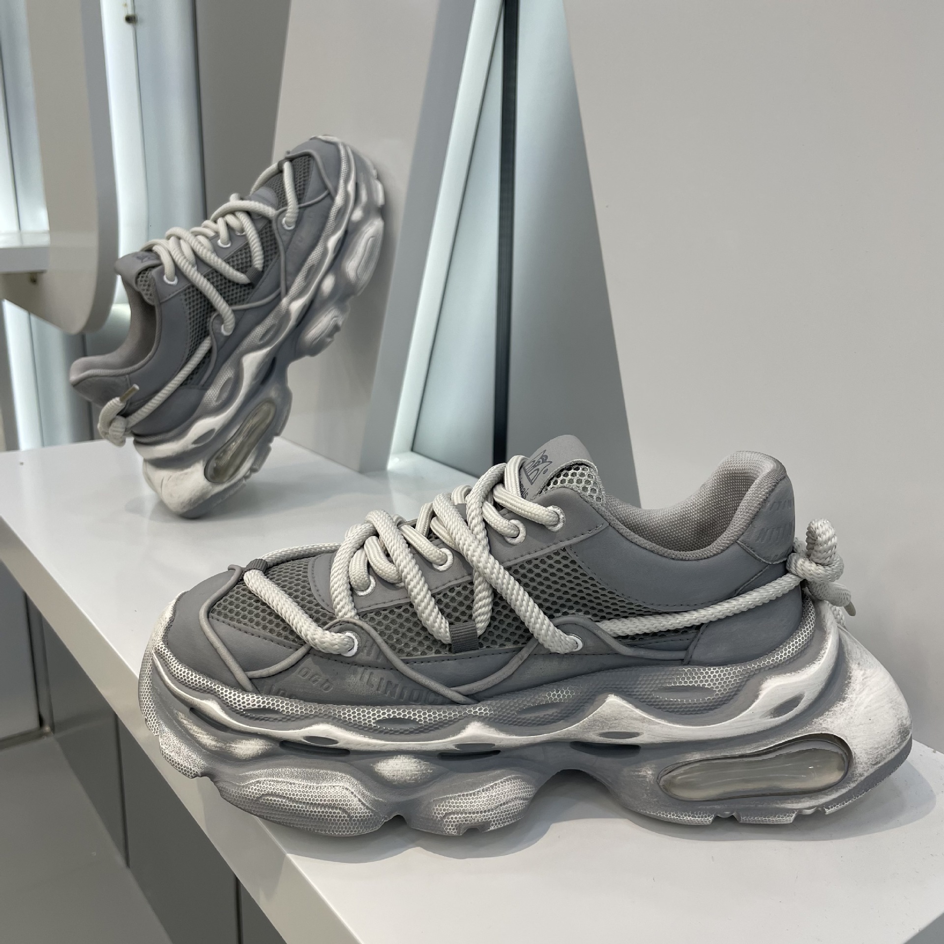 Ddmybear 2024 Autumn Men's Niche Trendy Brand Dad Thick Sole Height Increasing Breathable Trend Dissolving Versatile Sports Shoes Chinese Brand S