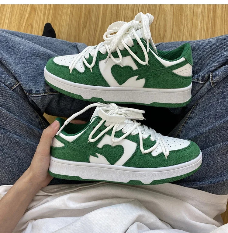 women White shoe Women Sneakers 2024 The New Lace-UpThick Bottom Woman Vulcanize Shoes Breathable Platform shoes