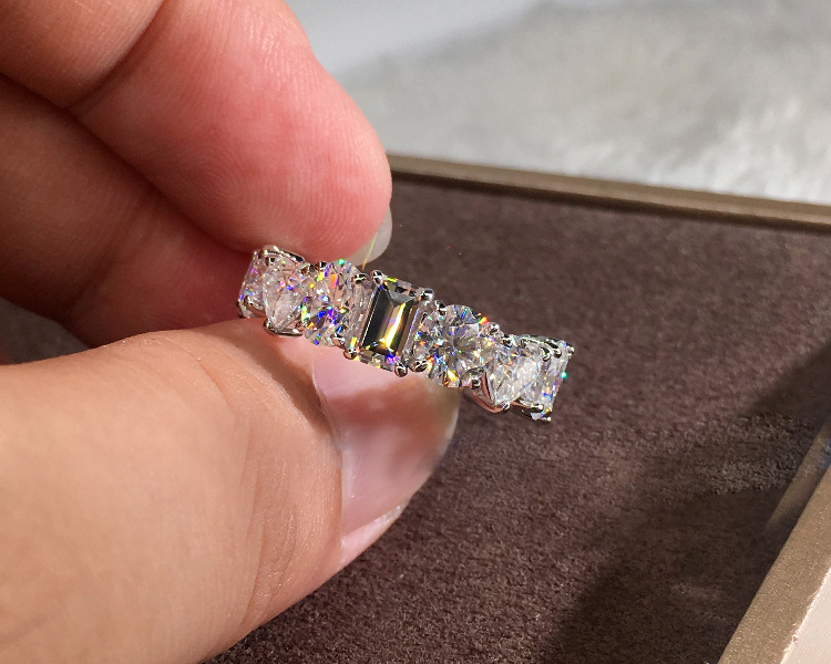 Top Selg Wedding Rings: Princess Cut CZ Eternity Bridal Ring