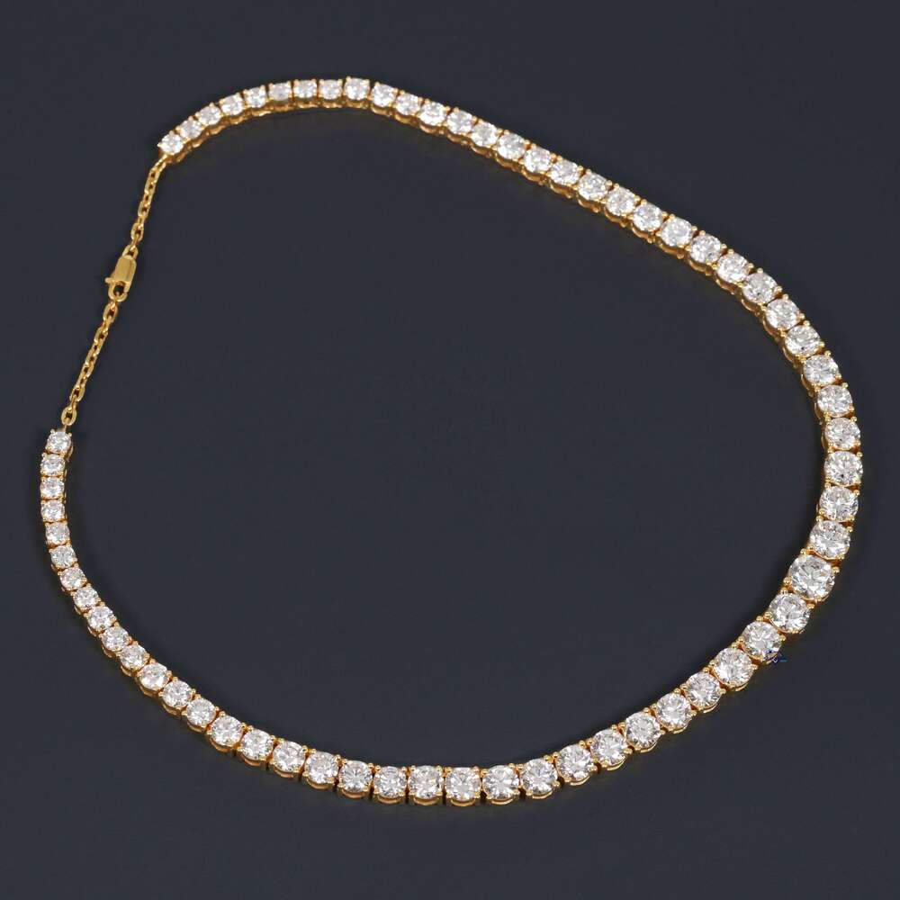 Explore Our Luxurious Latest 14 Kt Yellow Gold Labgrown Diamond Tennis Chain For Women Shows Elegance With VVS Clarity