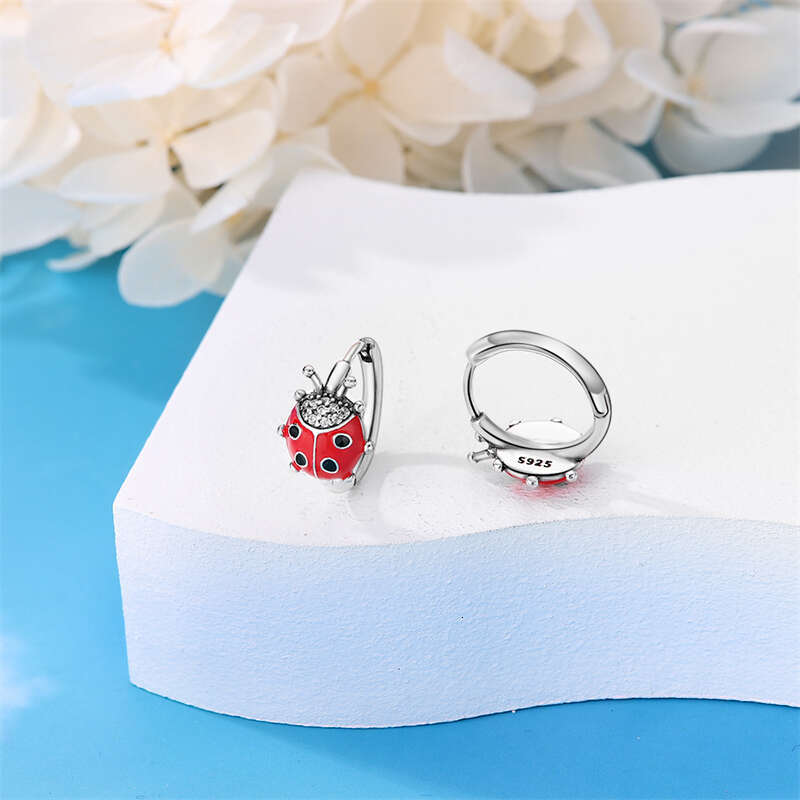 2024 Spring Hoop For Women 925 Sterling Silver Ladybugs Bees Butterfly Dragonflies Insect Earrings Fine Jewelry