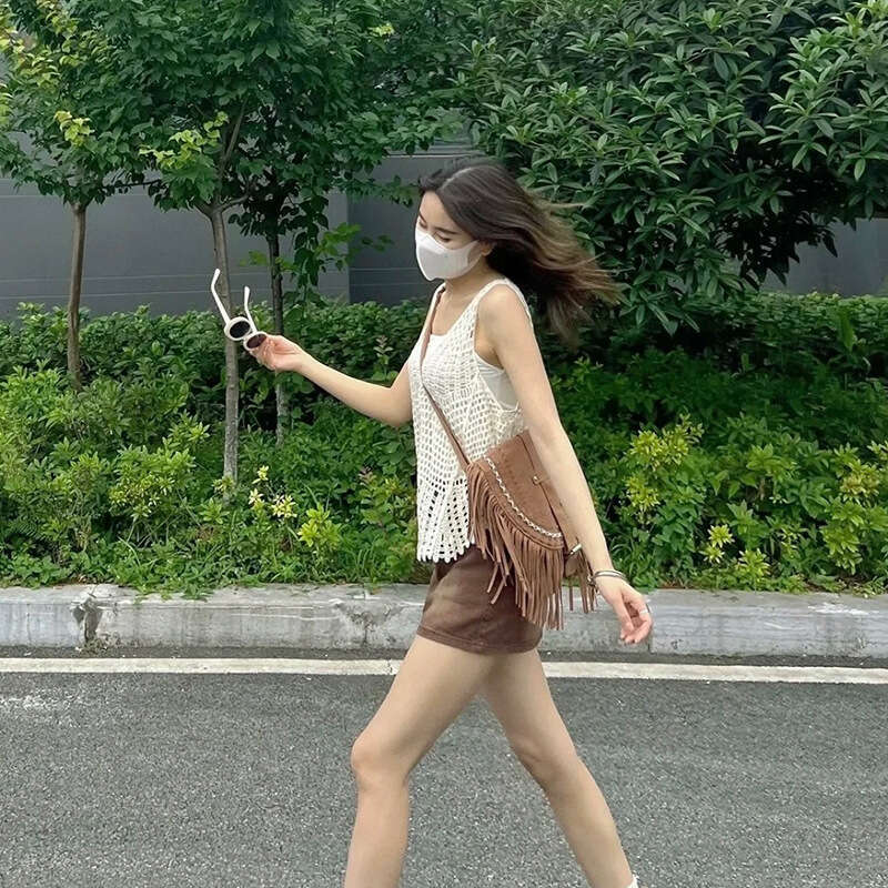 AMZZ 2024 Tassel Imitation Suede Saddle Fashion Trend Versatile One Shoulder Oblique Hanging Women's Bag
