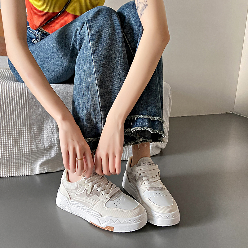 Fashion Small White Women New Spring and Autumn Leisure Sports Girls with Thick Soles Low Top Board Shoes