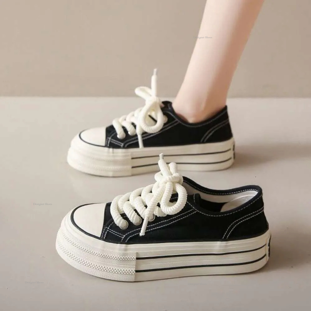 Thick Soled Cream Canvas For Women's Thin Spring/Summer New Instagram Trendy Niche Korean Version Big Head Sponge Cake Student Small White Shoes