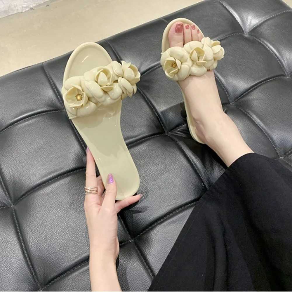 Women Slippers Summer Outside Flat Bottom Slippers Jelly Sandals Women New Beach Womens Shoes Sandalias De Mujeres En Oferta M240914