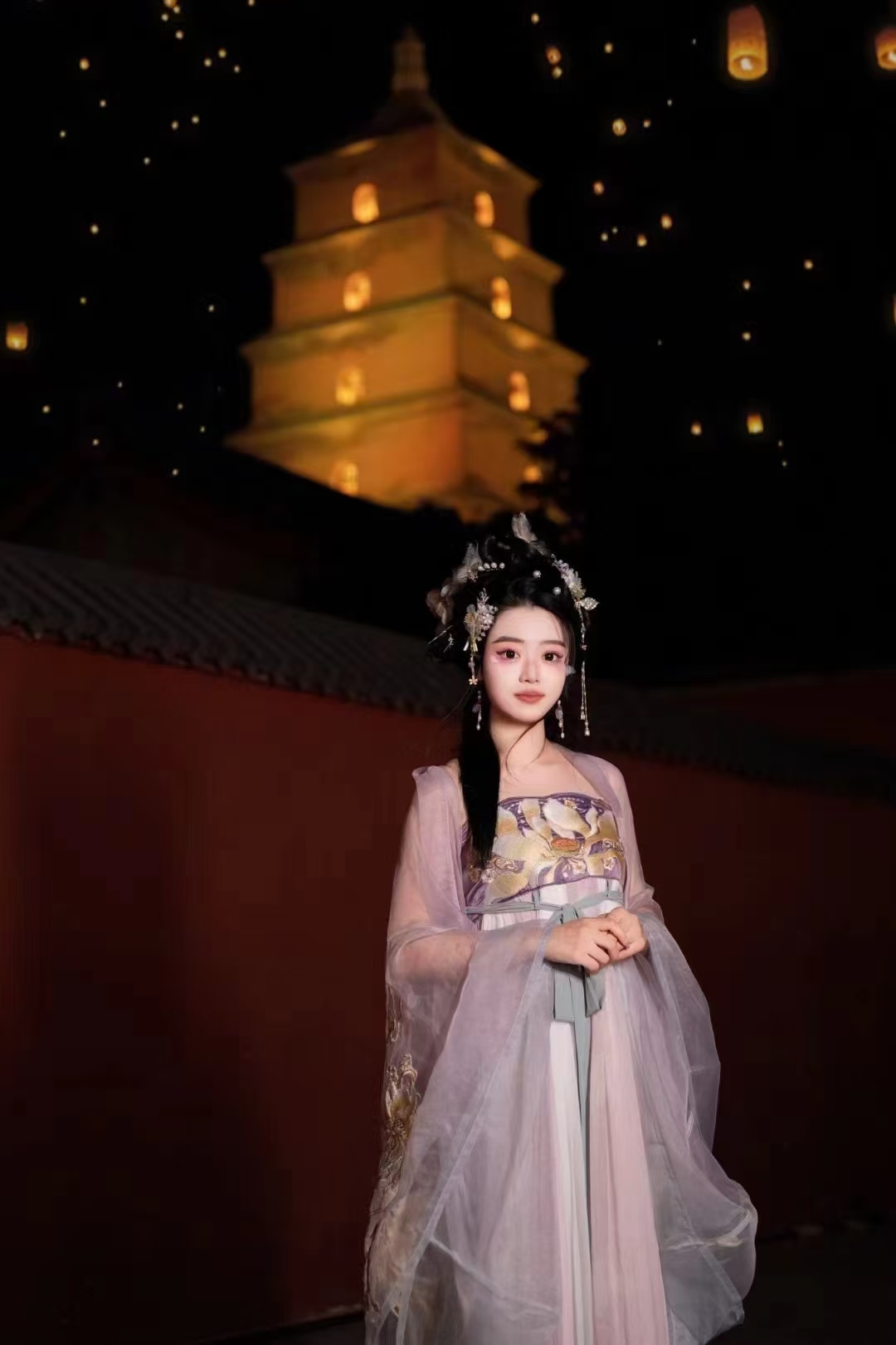 New Summer Hanfu Women's Jin He Heavy Embroidery Large Sleeve Top with Hezi Skirt - Ethereal Ancient Style Twelve Flower Goddess