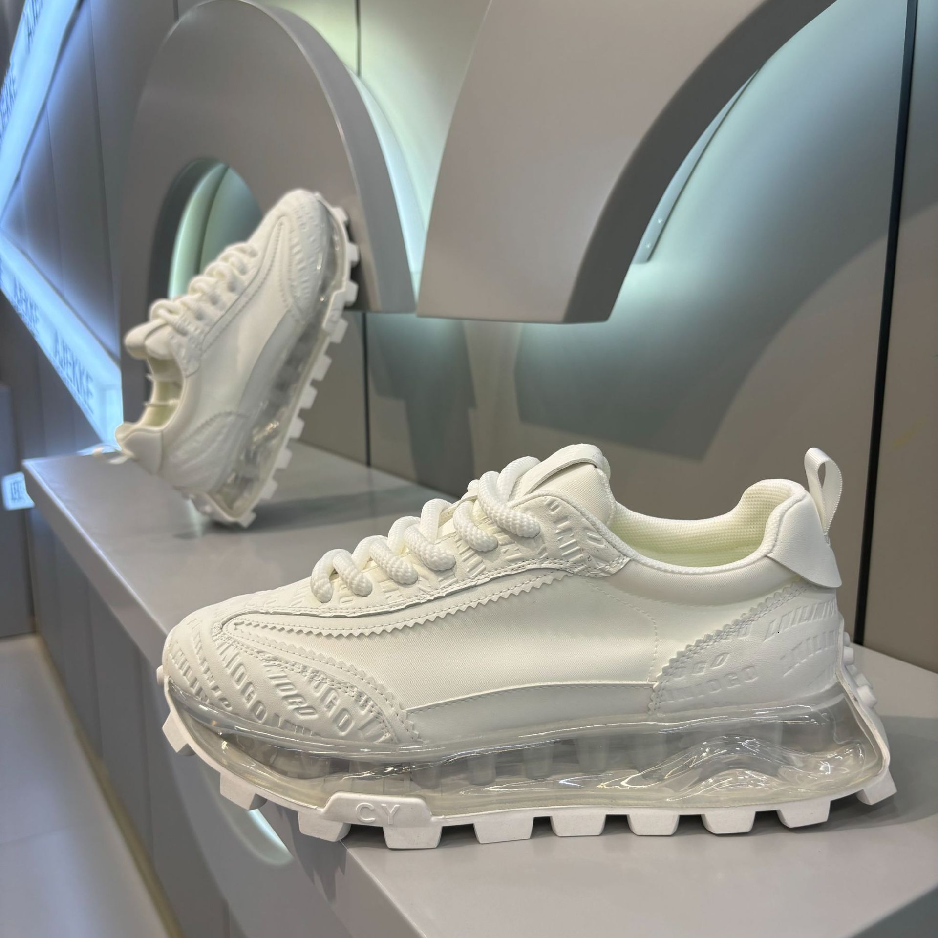 Ddmybear New Dad Sports Men's Height Increasing European Station Fashion Fabric Comfortable Low Top 2024 Autumn Trendy Shoes Chinese Brand Shoes 