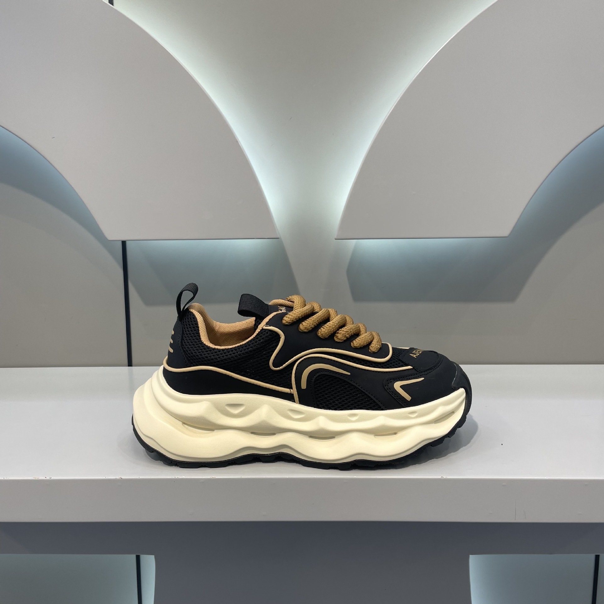 Ddmybear Men's 2024 New Height Increasing Lace Up Casual Breathable Niche Dad Lightweight Sports Shoes Chinese Brand Shoes F915-159