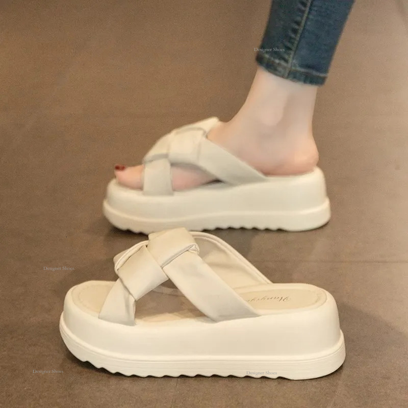 Summer New 2024 Thick Sole Elevated Anti Slip Sandals High Grade One Word Slippers Cool Slippers For Women's Fashion Outwear pers pers