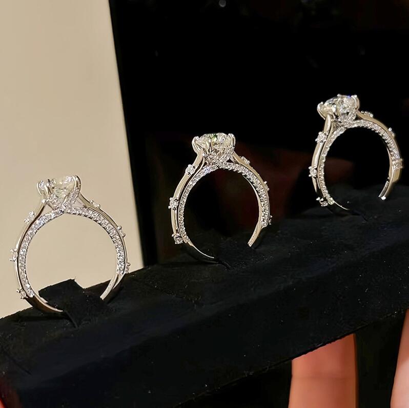 1CT Moissanite Engagement Ring: Sterg Sier, Round Cut, 2024 Jewelry