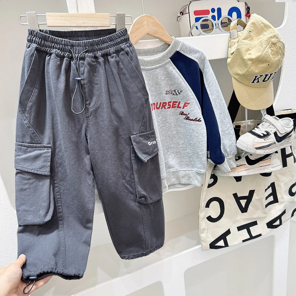 Students Boys Cargo Pants Spring Autumn Drawstring Solid Pockets Kid Boys Trousers Casual Letter Children Boys Jogger Pants 240906