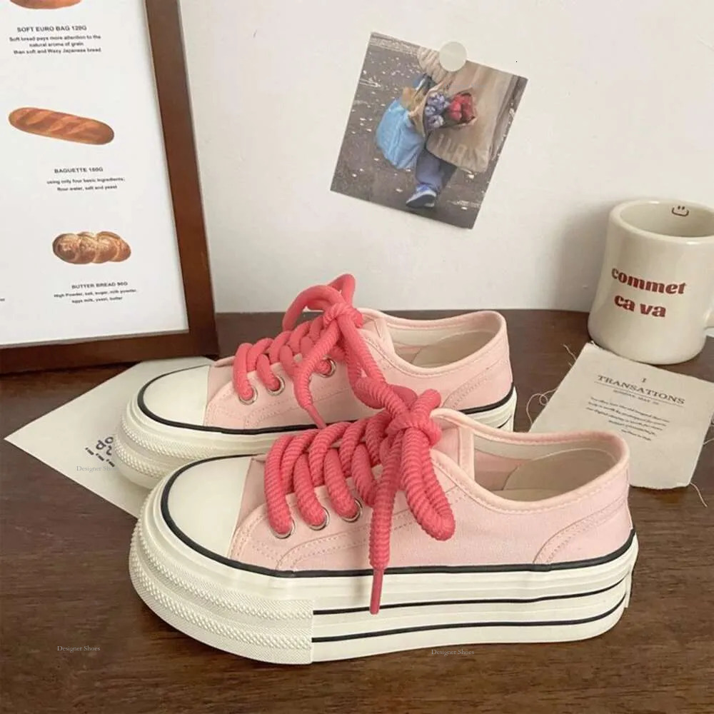 Thick Soled Cream Canvas For Women's Thin Spring/Summer New Instagram Trendy Niche Korean Version Big Head Sponge Cake Student Small White Shoes