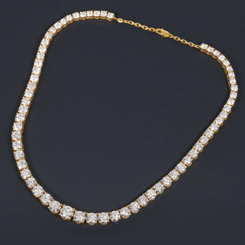 Explore Our Luxurious Latest 14 Kt Yellow Gold Labgrown Diamond Tennis Chain For Women Shows Elegance With VVS Clarity